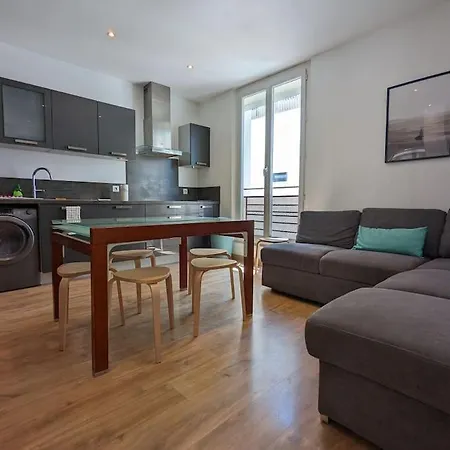 Sleep In Montpellier, Albert, Centre, Gare, 4 Ch, Tram L1, 2, 3 & 4 Exterior photo